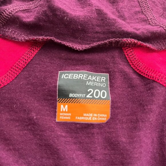 ICEBREAKER PURPLE PINK BODYFIT 200 MERINO WOOL RAGLAN SLEEVE HOODED LONG TEE TOP - Picture 5 of 11
